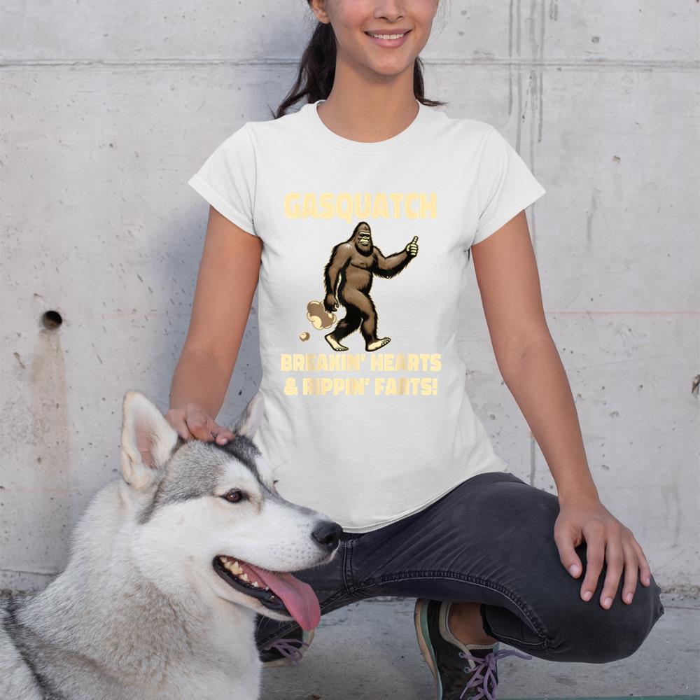 Farting Bigfoot Breaking Hearts And Ripping Farts Sasquatch T-Shirt