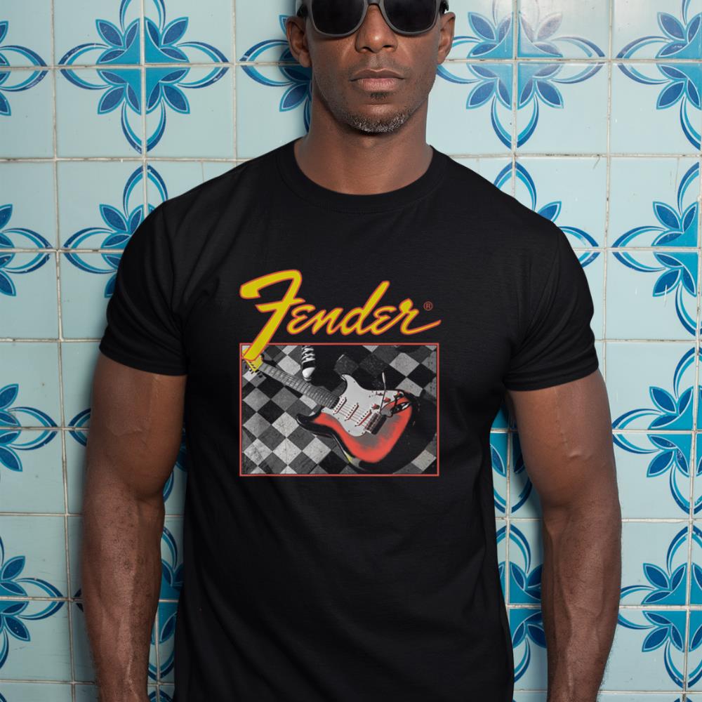Fender Retro Vintage Guitar Checkered T-Shirt